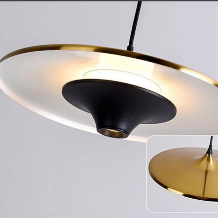 Suspension Art Déco élégante pour restaurant et décoration — LZQ7M2