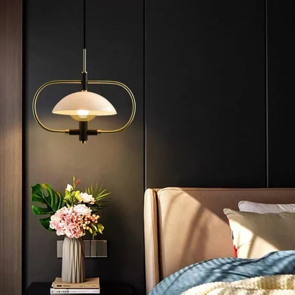 Lampe de chevet en verre au design médiéval minimaliste — LZ4P9XQ