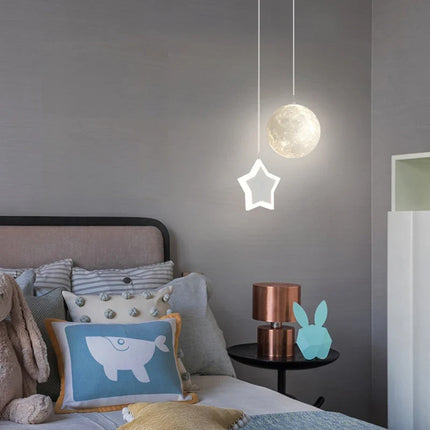 Suspension LED design dessin animé pour chambre d’enfant — LZ4N7Q2F