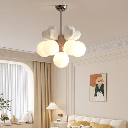 Lustre enfant avec bulle en forme de cœur — LZ4X9JQ