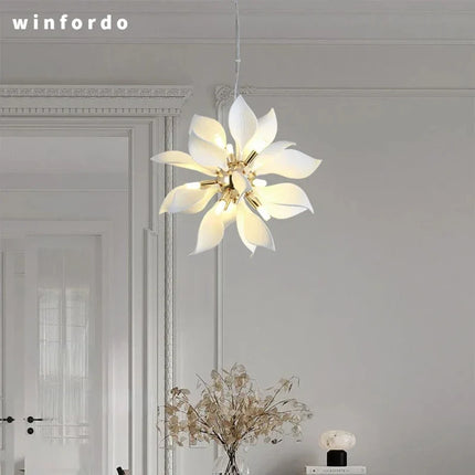 Suspension nordique avec feuille décorative en céramique — LZ4X9T