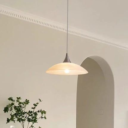 Suspension en verre design pour intérieur contemporain et restaurant — LZ4X9T2