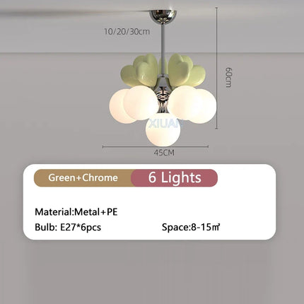 Lustre enfant avec bulle en forme de cœur — LZ4X9JQ