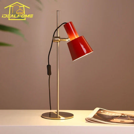 Lampe de bureau LED design rétro et moderne réglable — LZ4X7P9