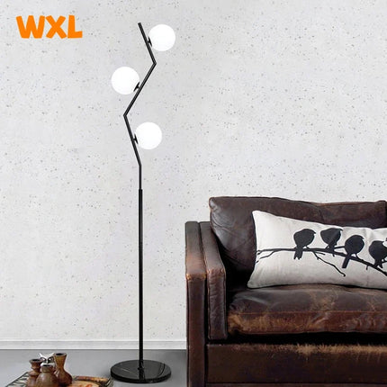 Lampadaire LED nordique en fer et verre pour intérieur — LZ4XJ9