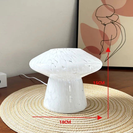 Lampe de chevet LED soucoupe volante à intensité réglable — LZ4XJ9