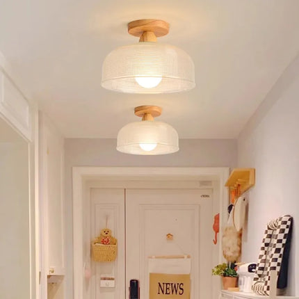 Plafonnier nordique en bois avec verre dépoli pour salon et couloir — LZ4X9J