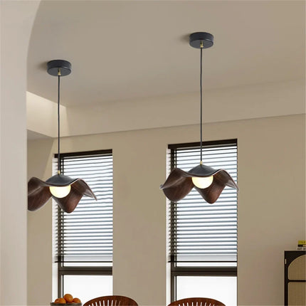 Suspension en fer et bois style cottage nordique pour loft et restaurant — LZ4X9T