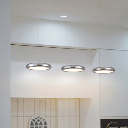 Suspension LED nordique à 3 têtes rondes chromées en fer — LZ4X9P