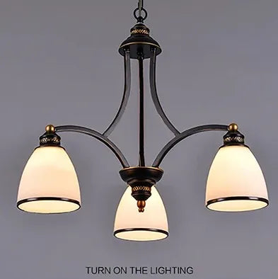 Lustre vintage en fer et bronze avec abat-jour en verre style loft — LZ4X9P
