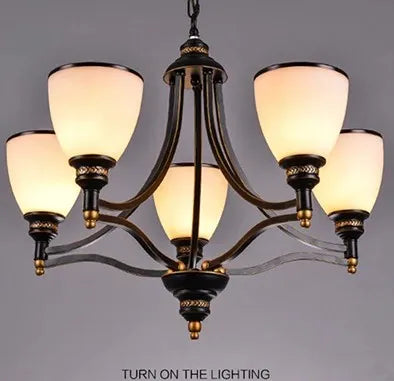 Lustre vintage en fer et bronze avec abat-jour en verre style loft — LZ4X9P