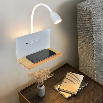 Applique murale LED d’intérieur avec port USB et charge sans fil — LZ4XJ9