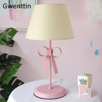 Lampe de bureau moderne à motif nœud papillon pour décoration de chambre — LZ4X9P2