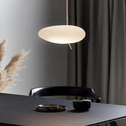 Suspension décorative en forme de galet pour intérieur — LZ4X9J