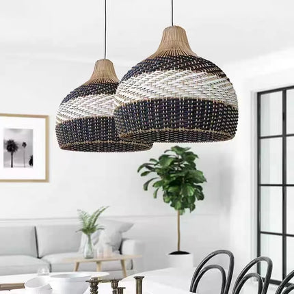 Suspension artisanale en osier japonais pour décoration intérieure — LZ4X9T2