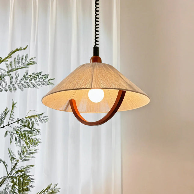 Lustre vintage en bois style rétro pour décoration intérieure — LZ4X9P2Q