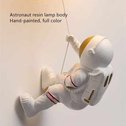 Applique murale lune et astronaute en cuivre pour garçon — LZ4X9T