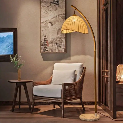 Lampadaire LED nordique avec abat-jours suspendus en toile et bambou — LZ4XJ9
