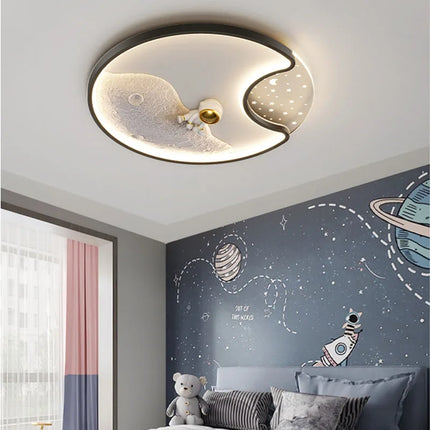 Plafonnier LED moderne astronaute pour chambre d'enfants — LZ4P7X