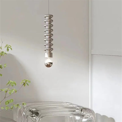 Suspension nordique au design Bauhaus pour une ambiance chaleureuse — LZ4X9JQ