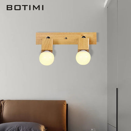 Applique murale triple avec miroir et base bois style nordique pour hôtel — LZ4X9P2