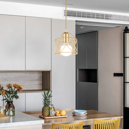 Suspension en fer au design moderne pour décoration intérieure — LZ4X9Q
