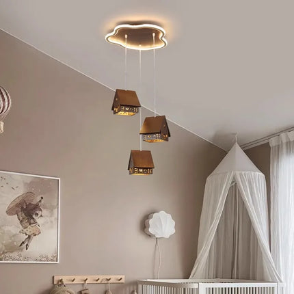 Suspension en bois massif au design créatif pour chambre d’enfant — LZ4XJ9