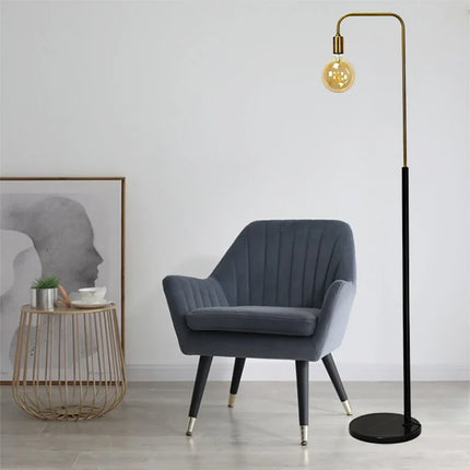 Lampadaire LED rétro en laiton au design minimaliste créatif — LZ4X9P2Q