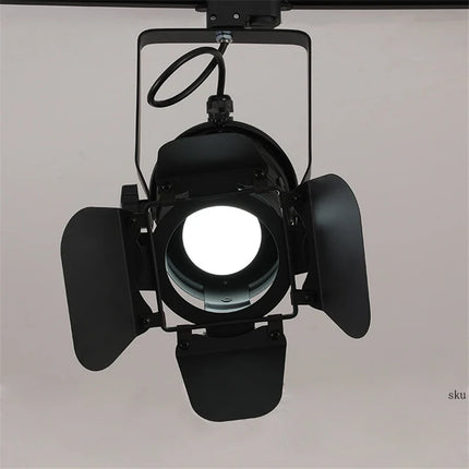 Plafonnier LED style industriel rétro pour bar et café — LZ4X9P2