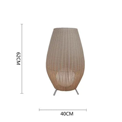 Lampadaire artisanal en rotin naturel pour intérieur et extérieur — LZ4X9M