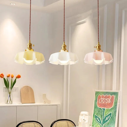 Lustre plissé simple pour éclairage intérieur doux — LZ4X9P2