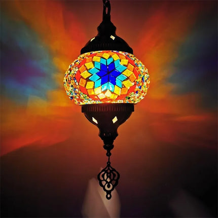 Suspension en verre teinté style méditerranéen au design bohème romantique — LZ4X9P