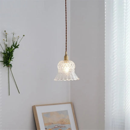 Lustre en laiton et verre au style antique pour décoration — LZ4X9P