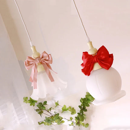 Suspension romantique pour enfants avec abat-jour en verre — LZ4XJ9