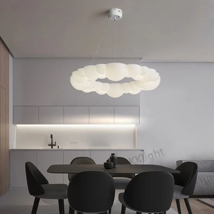 Suspension plafonnier LED nuage moderne pour salon et chambre d’enfants — LZ4X9P