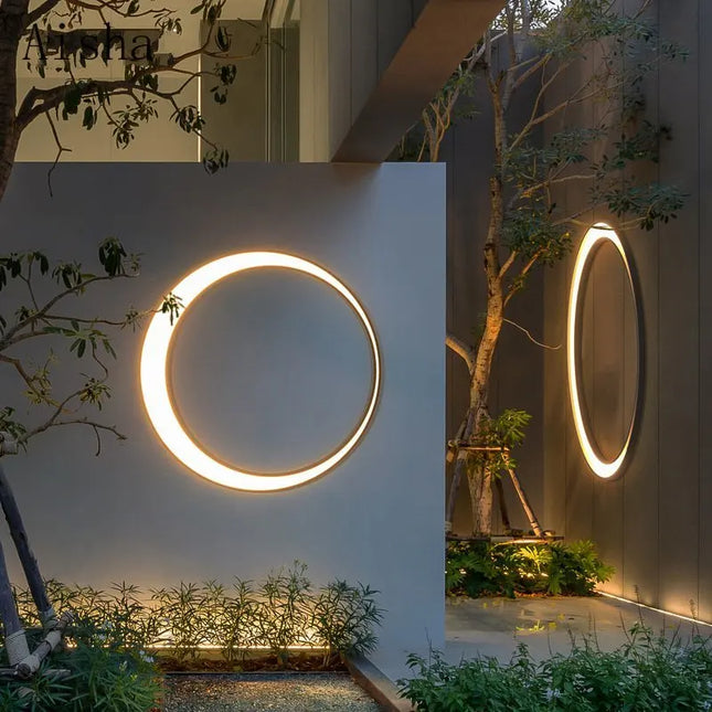 Applique murale extérieure ronde en terre cuite étanche forme lune — LZ4G7XQ