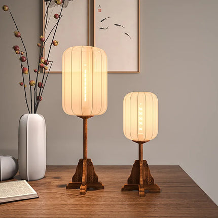 Lampadaire vintage en tissu, bois et cuivre pour hôtels et restaurants — LZ4X9P2