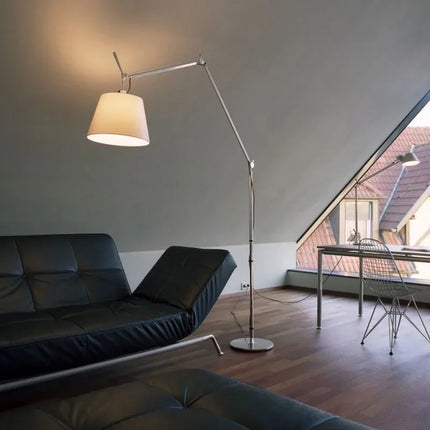 Lampe de bureau pliante à bras long style industriel — LZ4X9M