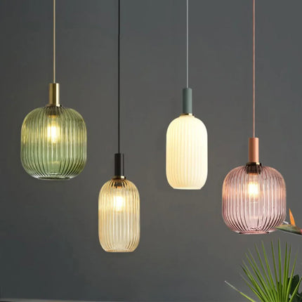 Lustre en verre lumineux pour décoration intérieure élégante — LZ4X9P