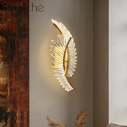 Applique murale décorative en forme d'aile dorée pour intérieur — LZ4X9P2