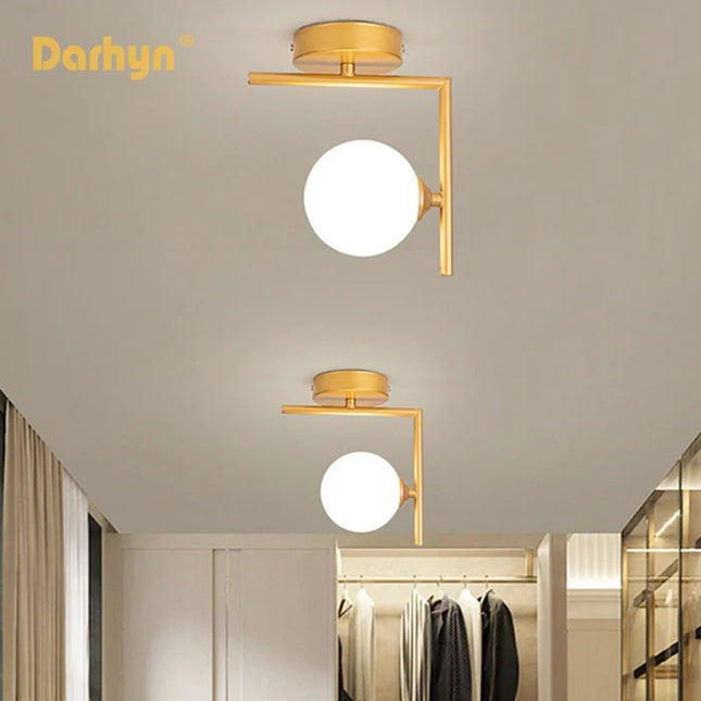 Plafonnier en verre au design nordique moderne et créatif — LZ4X9QJ