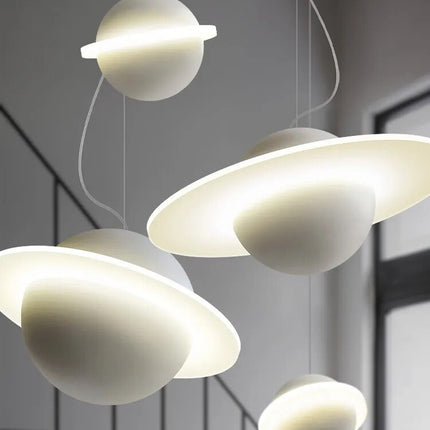 Suspension design avec anneau décoratif Jupiter — LZ4X9T1
