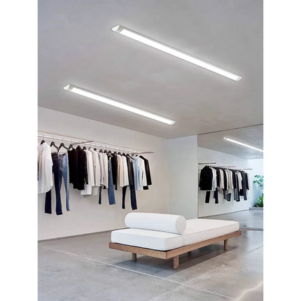 Bande LED super lumineuse pour plafonnier économique en énergie — LZ4X9J