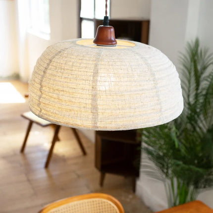 Suspension rétro en lin pour ambiance nostalgique en établissement — LZ4X9T