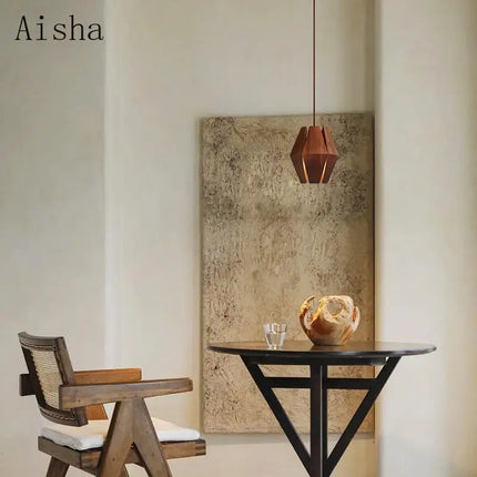 Suspension rétro en bois massif pour intérieur élégant — LZ4N7Q2