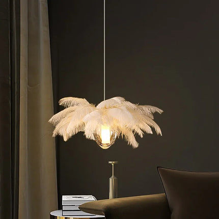 Suspension lustre design plumes d'autruche en verre pour escalier 2024 — LZ4X9Q