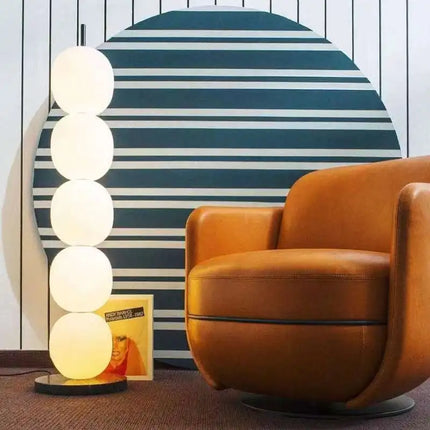 Lampadaire Nordic Mainkai avec abat-jour en verre blanc pour salon et chambre — LZ4P9XQ