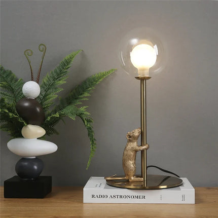 Lampadaire moderne en résine avec animaux LED sur pied — LZ4X7Q