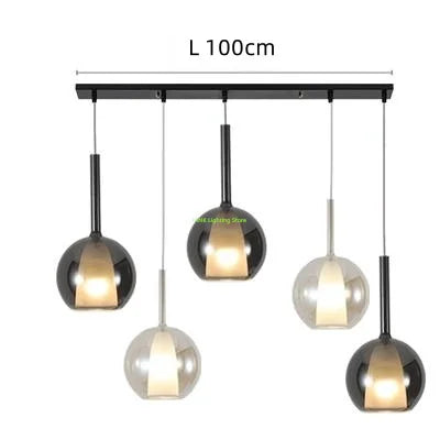 Lustre italien de luxe en bulles de verre pour restaurant — LZ4X9TQ