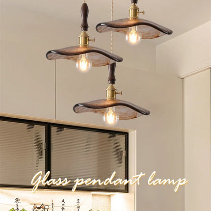 suspension moderne en laiton avec abat-jour rustique en verre de noyer
